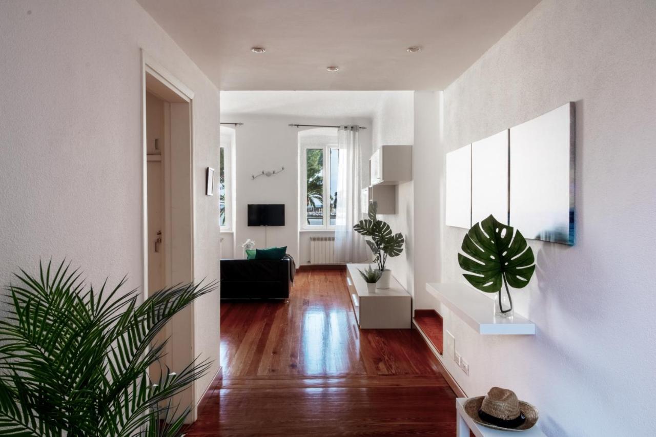 Bellavista Apartment *